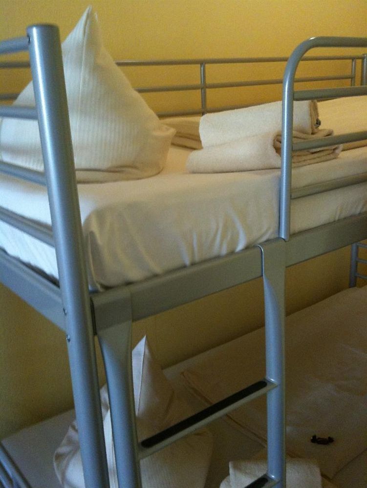 Alecsa Hotel Am Olympiastadion Берлін Екстер'єр фото